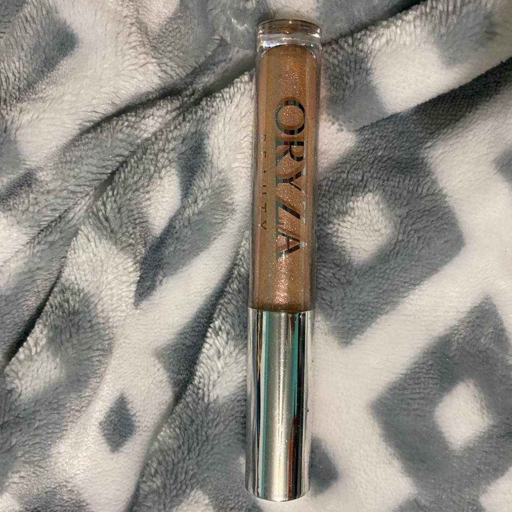 Oryza lip gloss